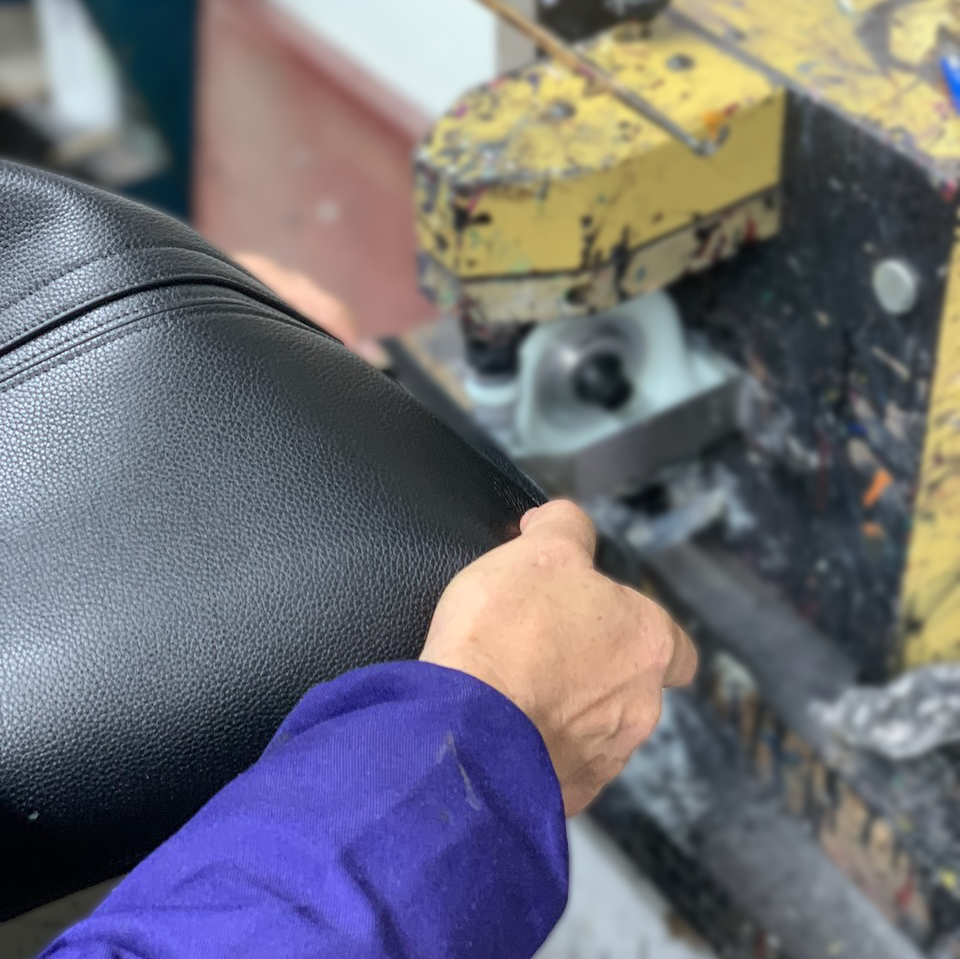 North-of-Grey-White-Totes-Assembly 2sq